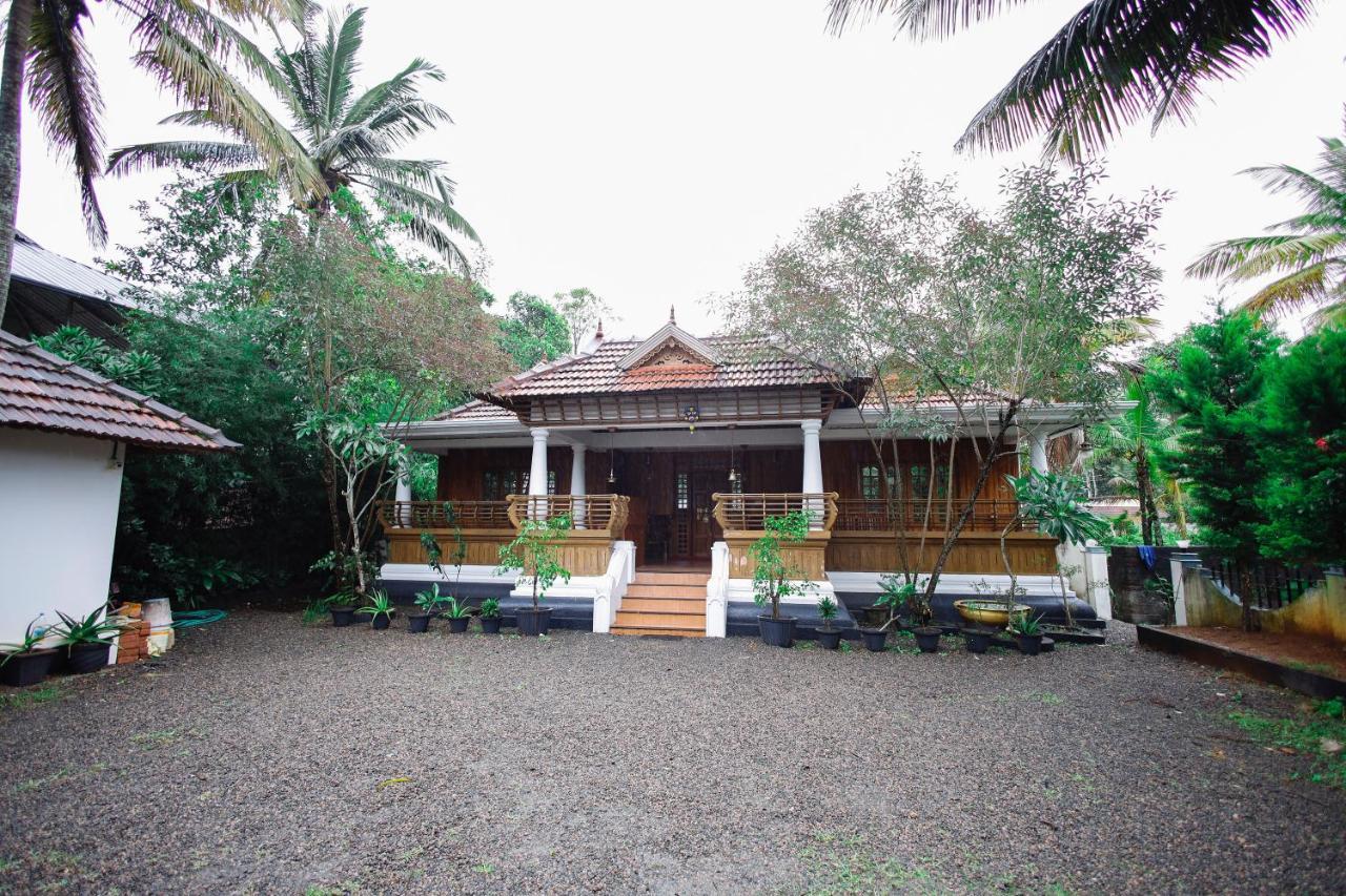 Periyar Heritage Thekkady Eksteriør bilde
